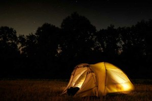 Campinglicht (de.depositphotos.com)