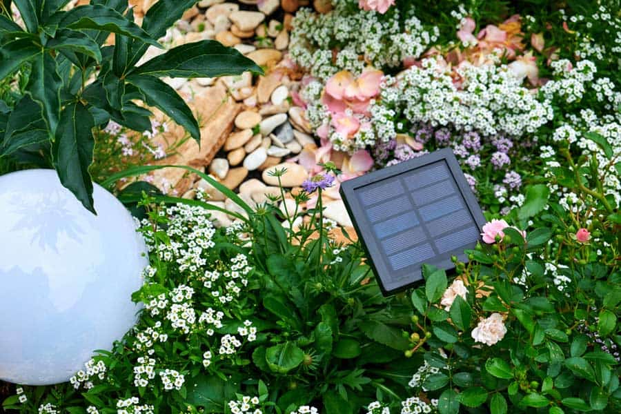 Energiesparen mit Solarlampen (de.depositphotos.com)